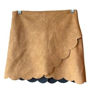 The Impeccable‎ Pig Faux Suede Scalloped Mini Skirt Cute Party Tan L